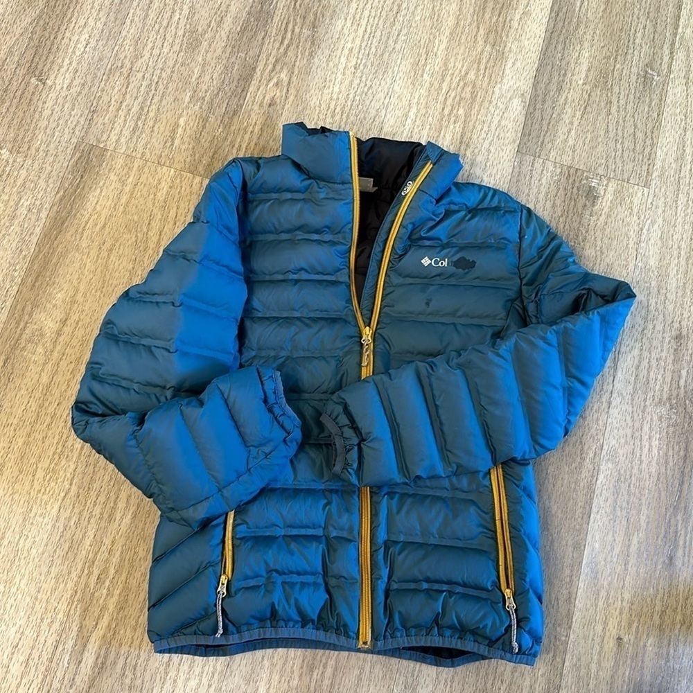 Columbia 650 down blue and yellow puffer jacket size small